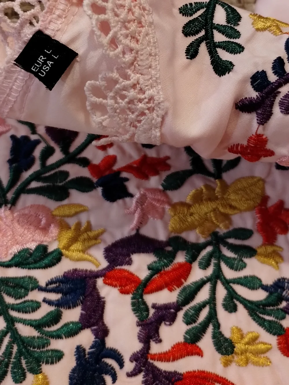 Embroidered Pink Flutter Sleeve Women’s Top - Picture 4 of 6